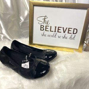NWT - Girls Quilted Ballet Flats - Black Sz 4